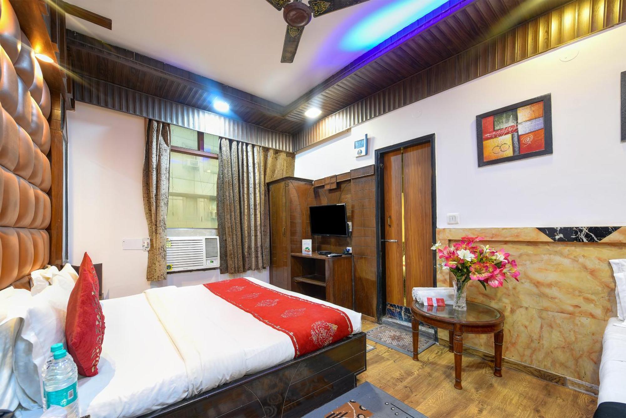 Hotel Shiva Intercontinental - New Delhi Railway Station - Paharganj Buitenkant foto
