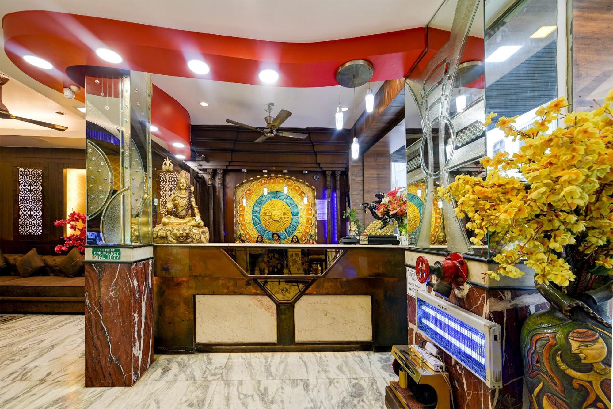 Hotel Shiva Intercontinental - New Delhi Railway Station - Paharganj Buitenkant foto